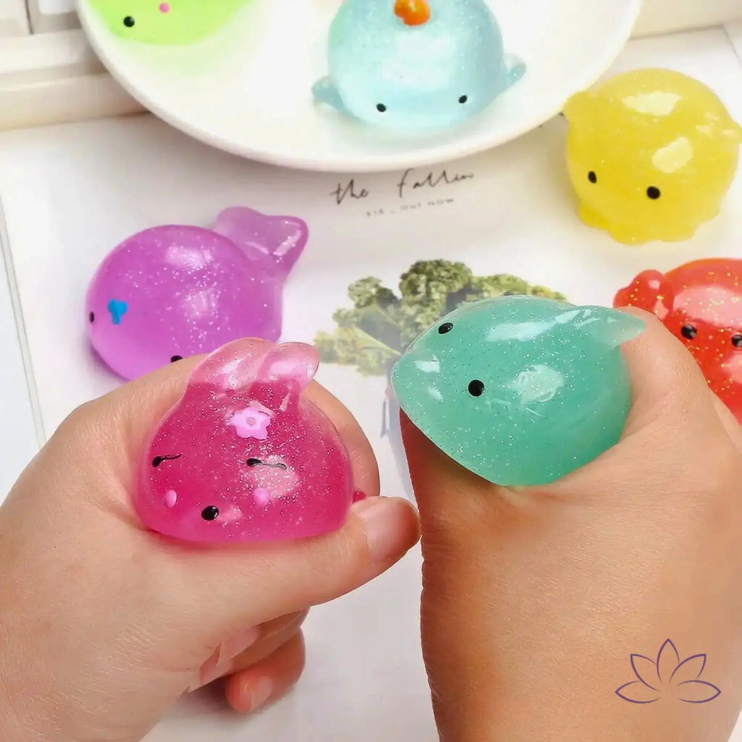 FFOrder Stress Reliever Squeeze Transparent Squishy Toys - Desestressar